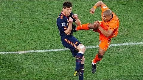 瓜迪奥拉遗憾！阿尔瓦雷斯30分钟内连中两元，马竞客场3-0力克瓦伦西亚！