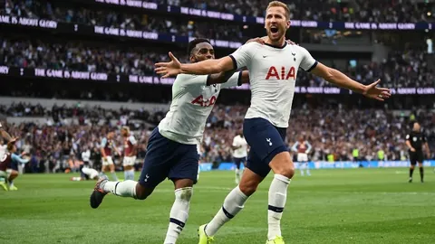 2025年2月3日亚冬会火炬传递：11公里路程，120火炬手接力展现风采